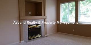 Bethany 4 Bed One Bed & Full Bath on Main Fenced Yard w/EV Charger Close to Schools & Shopping Gallery 8