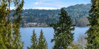 4Bd/2.5Ba Mercer Island Home Gallery 1
