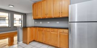 Three Bedroom in South Shore Gallery 5