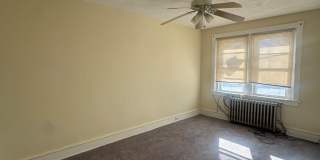 2410 N MONROE Street Gallery 10