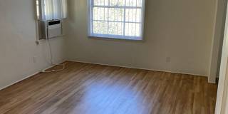 2 Bedroom 1.75 Bathroom in Riverside 2 Bedroom 1.75 Bathroom in Riverside Gallery 21