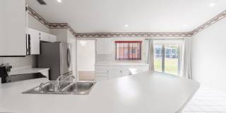 Spacious 4-Bedroom Home in Desirable Riverview Location with Excellent Schools Gallery 15