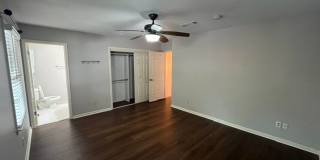 Elegant Colonial Style 2 Bedroom 2 and a half Bathroom Townhome in Little Rock Gallery 25