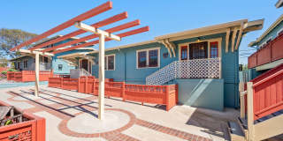 Charming Sherman Heights 2-Bedroom, Available Now! Gallery 7
