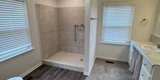 Midtown Charmer 2 Bed 2 Bath! Gorgeous Updates! Gallery 15