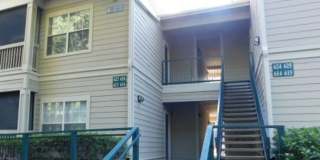 Mid Island condo for rent Gallery 1