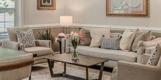 Saratoga Square Gallery 7