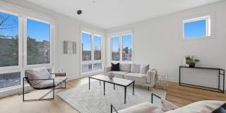4256 W Belmont Avenue Gallery 14
