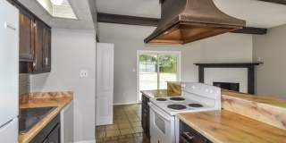 232 Pinewood Drive Gallery 6