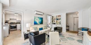455 Worth Avenue Gallery 4