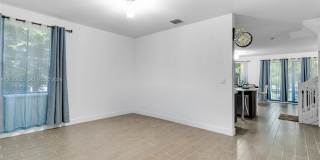 5113 NW 52nd St Gallery 6