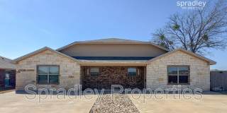 1013 Laila Ln Gallery 1