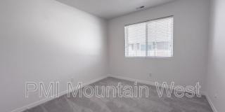 320 N. 500 W. Gallery 10