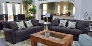 Barrington Park Ground Floor Condo 2/2 with Patio near Pool with Large Garage! Gallery 3
