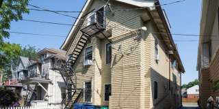 825 Forest Avenue Gallery 14