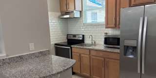 Move-In Ready Windermere Carriage House – Private Living in a Prime Location Gallery 10