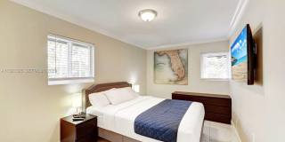 1020 N 13th Terrace, Hollywood, FL 33019 Gallery 11