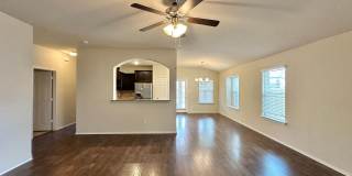 Viewable September 15th!  Pets Accepted! Gallery 4