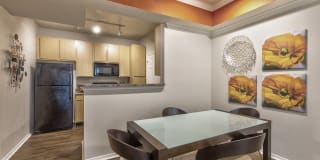 Hickory Point Apartments Gallery 10