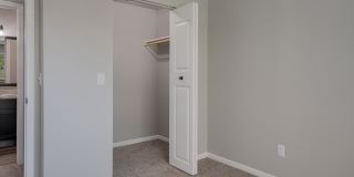 Waters Edge Apartments Gallery 12