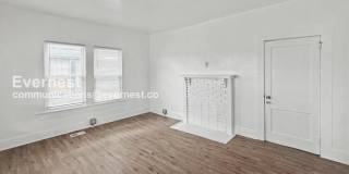 1515 36th Place North Gallery 4