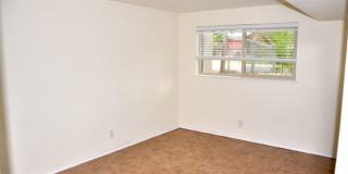 4 Bedroom Boulder House for Rent Gallery 9