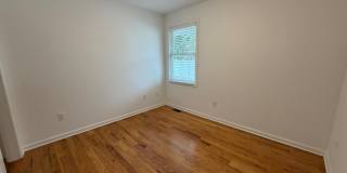 16 E Kupsch Street E Gallery 8