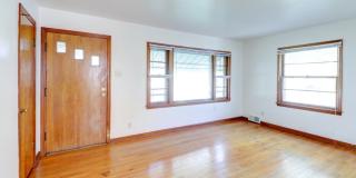 3 Bedroom house in Champaign-AVAILALBE August 2026 Gallery 3