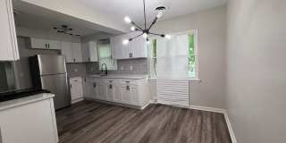 Beautiful Home in the Heart of Cleveland Heights Gallery 6
