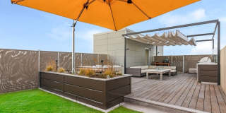 1132 W Adams Street Gallery 19