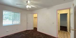 Spacious 2-Story 3-Bedroom Home in Crestline! Gallery 20