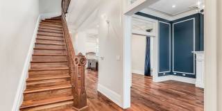 118 West Chestnut Street Gallery 10