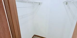 Great 3 Bed 2 Bath 2 Car Garage Flat Duplex- Pets ok! Gallery 13