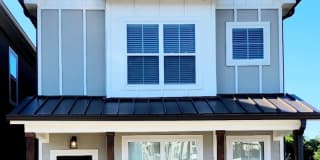 Modern 3-Bedroom Townhome with Pool Access Near Downtown Cookeville Gallery 1