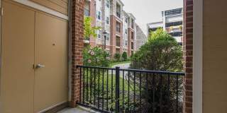 Verde at Greenbelt Station Gallery 23