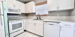 4103 NE 21st Terrace Gallery 4