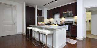 100 Park Gallery 9