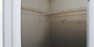 5439 Lake Boggs Street Gallery 34