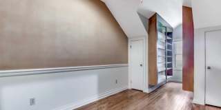 211 Ursuline Street Gallery 7