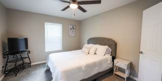 Deerwood Apartments Gallery 4
