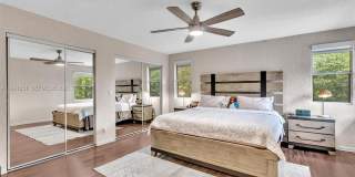 1718 NW 97th Ave Gallery 29