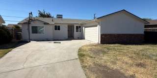 Adorable Clovis Home for Rent Gallery 1