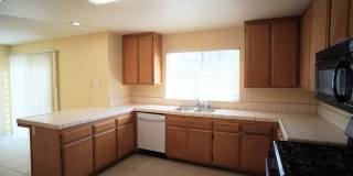 Fabulous Home in Campus Park! Fabulous Home in Campus Park! Gallery 8