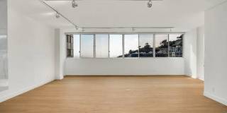 17352 Sunset Boulevard Gallery 5