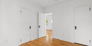 1823 Delaware Ave Gallery 12