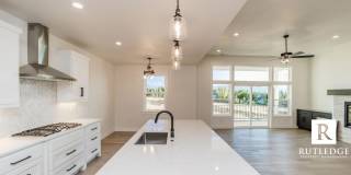 East Medford Cedar Links Living Gallery 9