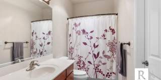 STUNNING 4 Bed/3.5 Bath Home in Talent!!! Gallery 20