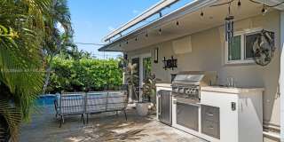 930 N 11th Ct Gallery 28