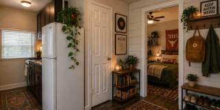 6bed/3bath house in West Campus - Walk to UT Gallery 21