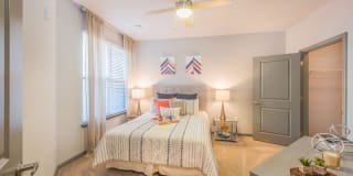 400 Rhett Gallery 11